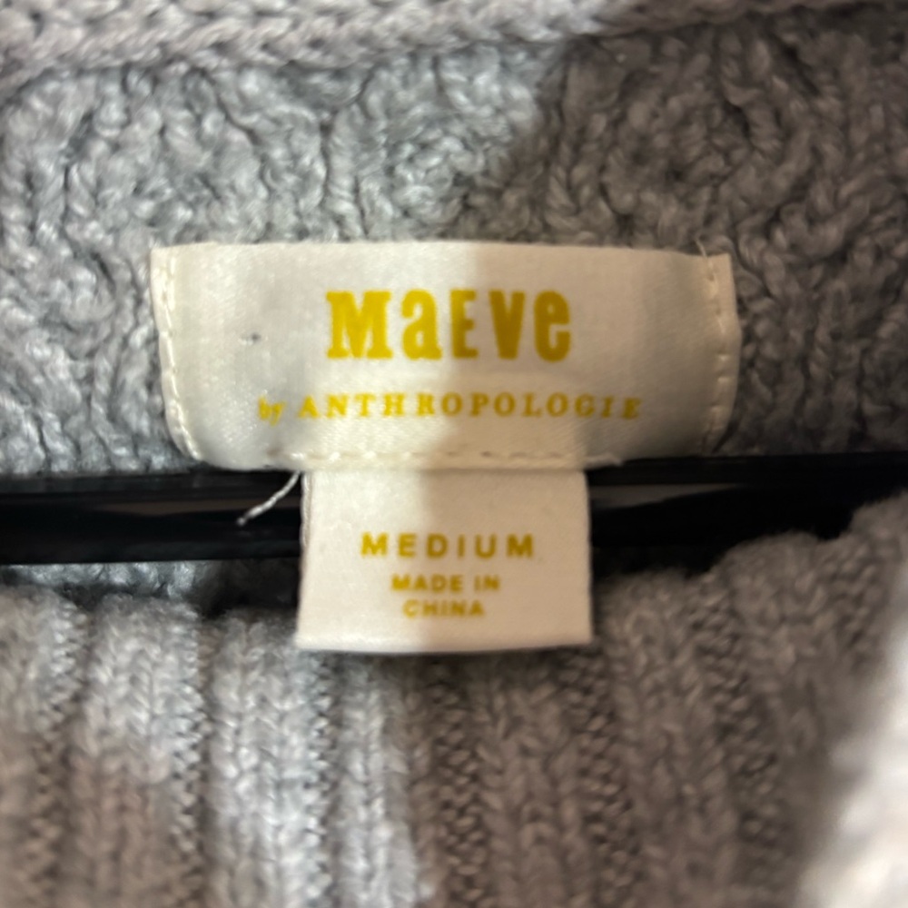 Anthropologie Maeve Cable Knit Layered Buttoned Soft Grey Sweater Size Medium - Picture 12 of 14